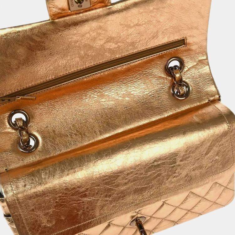 مملوكة مسبقًا Chanel Gold Metallic Lambskin Medium Classic Double Flap Shoulder Bag