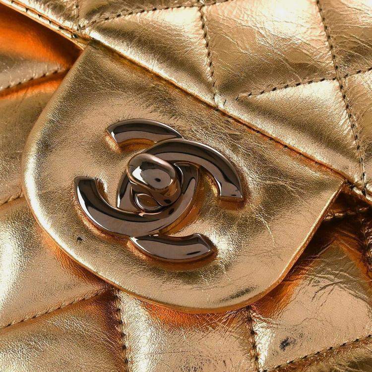 مملوكة مسبقًا Chanel Gold Metallic Lambskin Medium Classic Double Flap Shoulder Bag