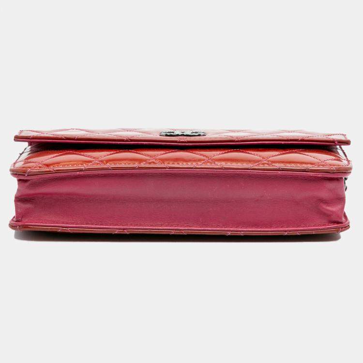 Pre Owned Chanel Red Quilted Patent Brilliant Wallet On Chain