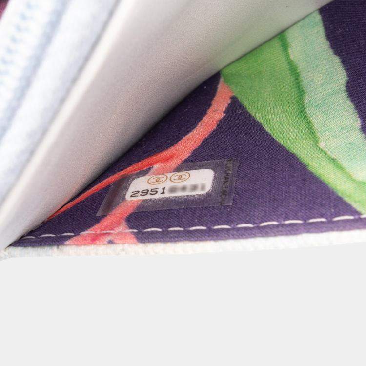 Pre Owned Chanel White CC Quilted Canvas Jungle Jeans Wallet on Chain