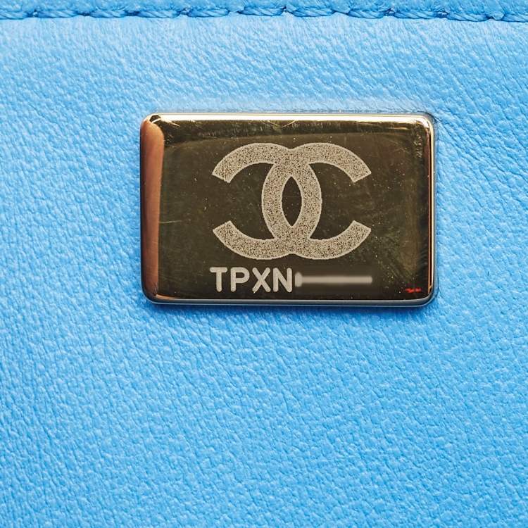 Pre Owned Chanel Blue Quilted Caviar Leather Mini Retro Twist Top Handle Bag