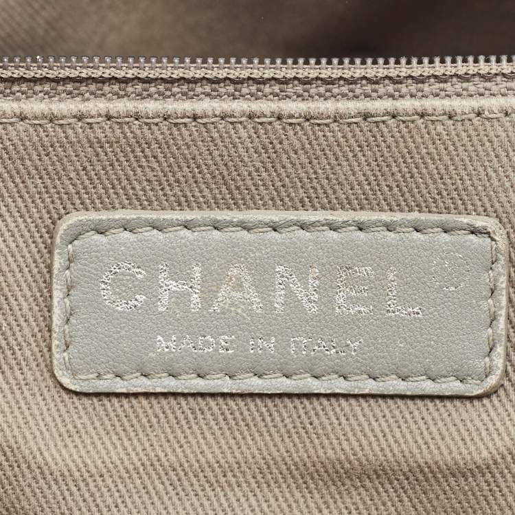 Pre Owned Chanel Grey Quilted Suede Jumbo Whipstitch Classic Single Flap Bag