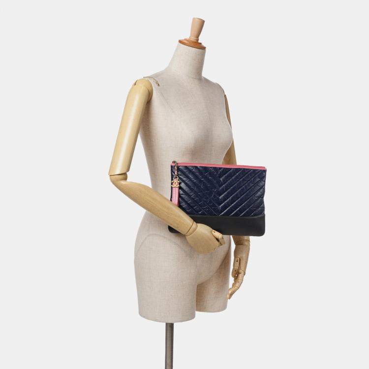 Pre Owned Chanel Black/Blue Calfskin Medium Chevron Aged Gabrielle Cosmetic Clutch