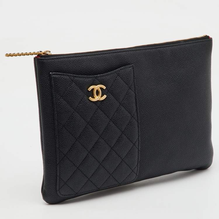 Pre Owned Chanel Black Quilted Caviar Leather Phone Pocket O Case Clutch