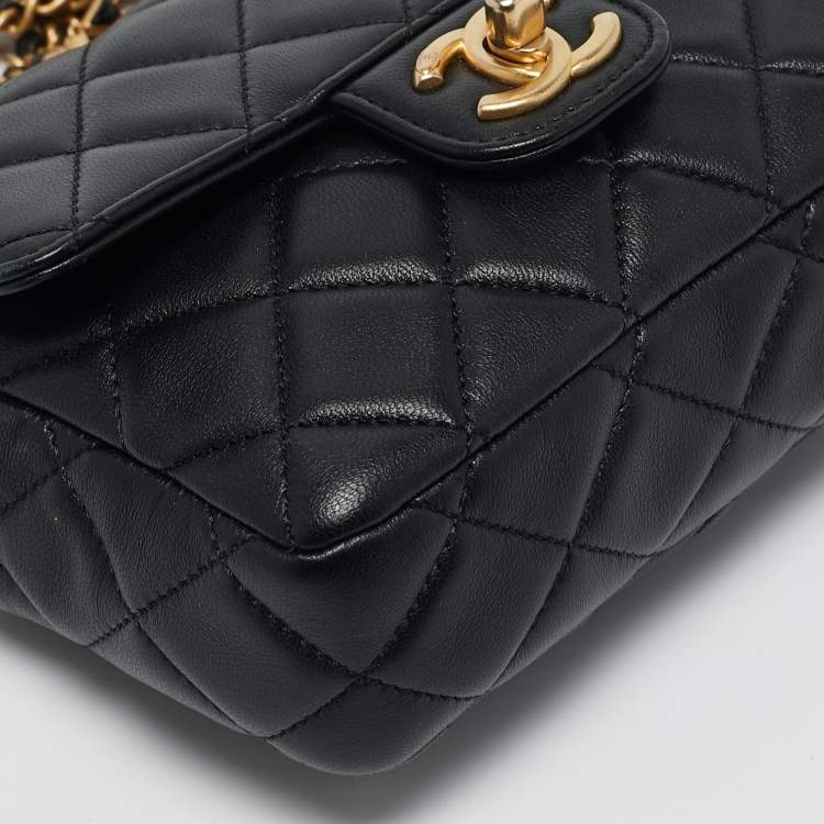 Pre Owned Chanel Black Quilted Leather Mini Classic Flap Bag