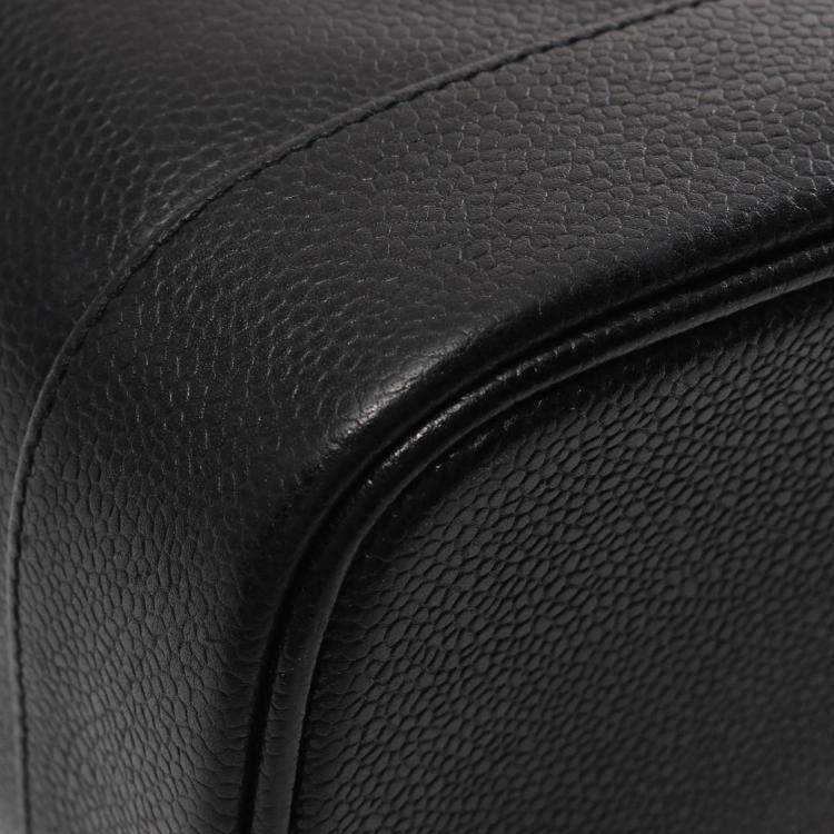 Pre Owned Chanel Black Grained Calfskin Coco Mark Vanity Handbag