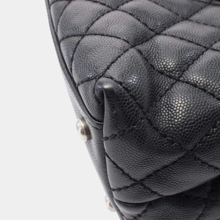 Pre Owned Chanel Caviar Leather Matelasse Coco Handle Top Handle Bag