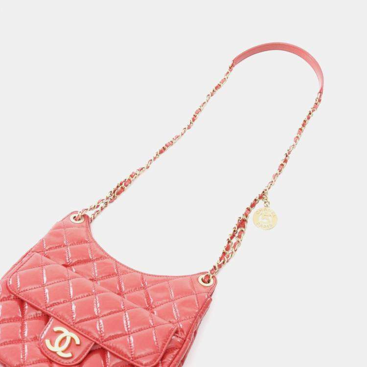 Pre Owned Chanel Red Patent Leather Hobo Chain Shoulder Bag 