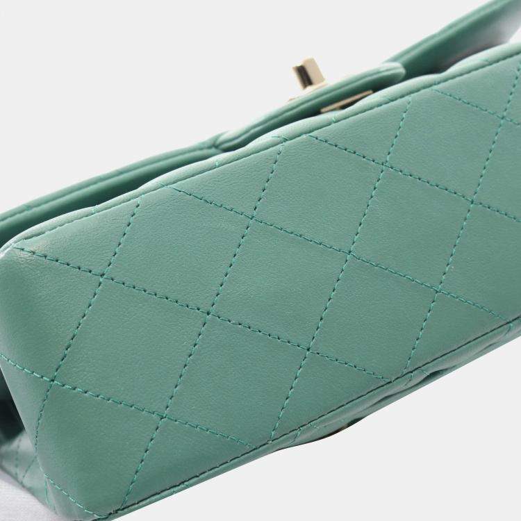 Pre Owned Chanel Lambskin Green Classic Flap Chain Shoulder Bag 