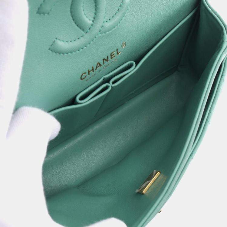 Pre Owned Chanel Lambskin Green Classic Flap Chain Shoulder Bag 