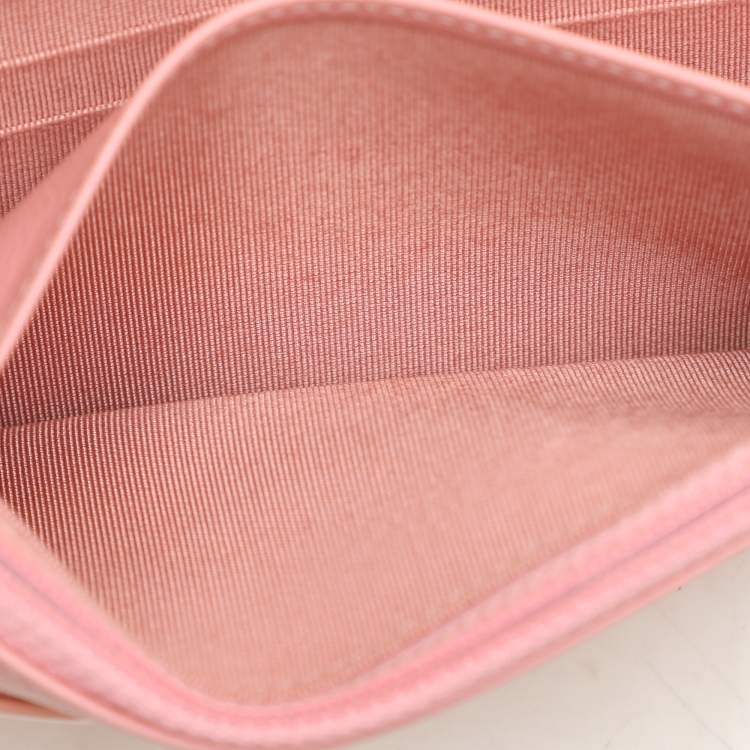 Pre Owned Chanel Pink Quilted Patent Leather CC Wallet On Chain