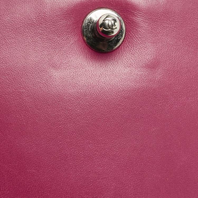 Pre Owned Chanel Fuchsia Quilted Velvet Small Boy Flap Bag