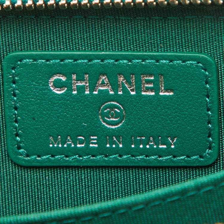 Pre Owned Chanel Green Quilted Leather Tassel Coin Zip Wallet
