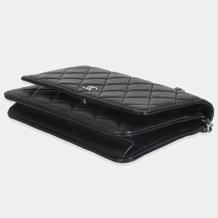 Pre Owned Chanel Black Quilted Lambskin Wallet On Chain