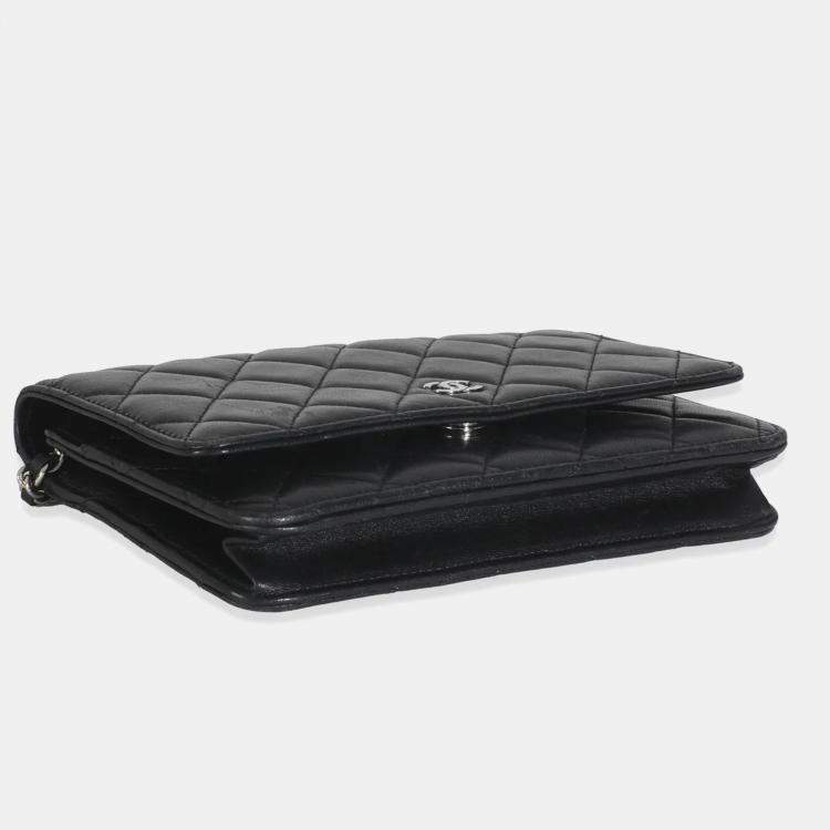 Pre Owned Chanel Black Quilted Lambskin Wallet On Chain