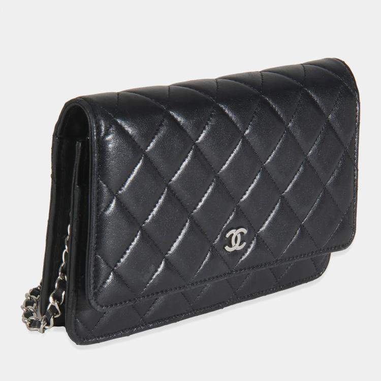 Pre Owned Chanel Black Quilted Lambskin Wallet On Chain