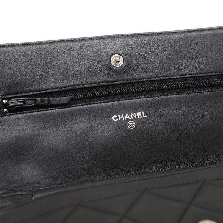 Pre Owned Chanel Black Lambskin Classic Wallet on Chain 