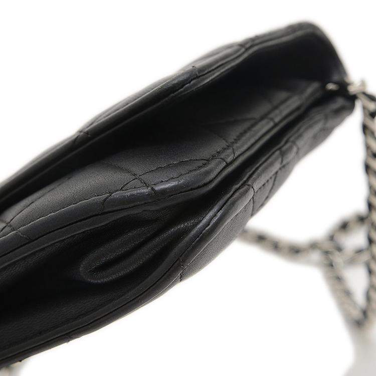 Pre Owned Chanel Black Lambskin Classic Wallet on Chain 