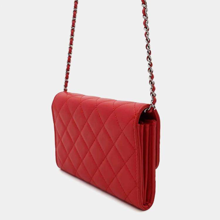 Pre Owned Chanel Red Lambskin Quilted Wallet On Chain 