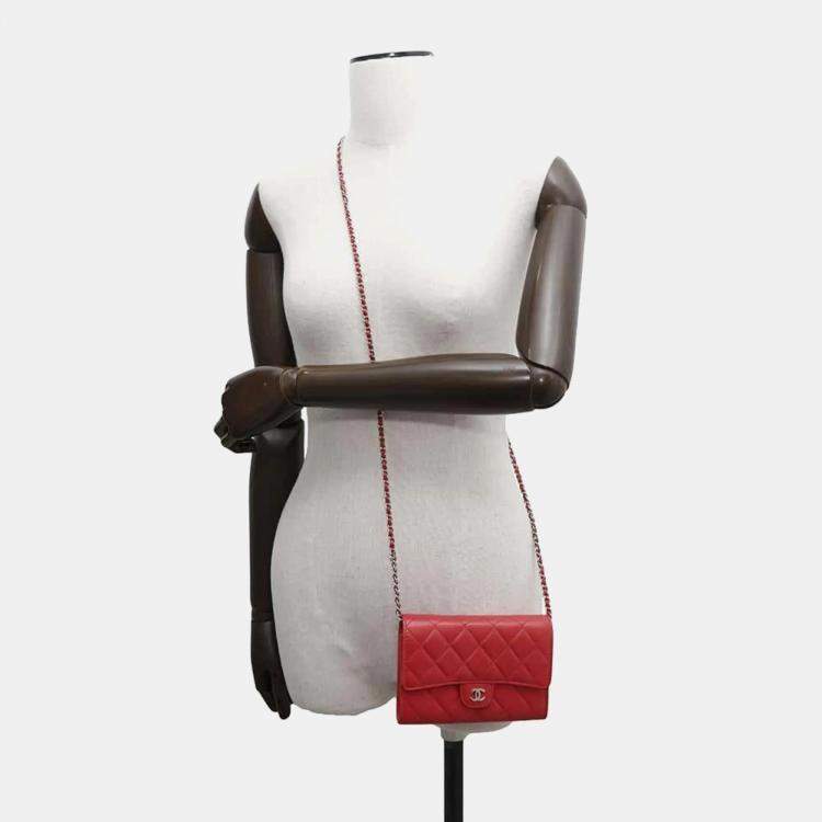 Pre Owned Chanel Red Lambskin Quilted Wallet On Chain 
