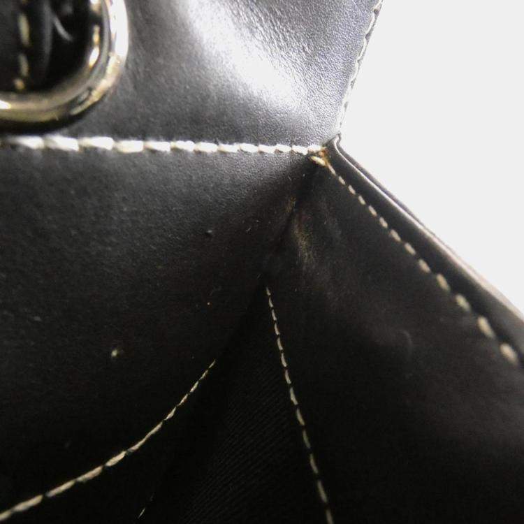 Pre Owned Chanel Black Lambskin Square Stitched Shoulder Bag 