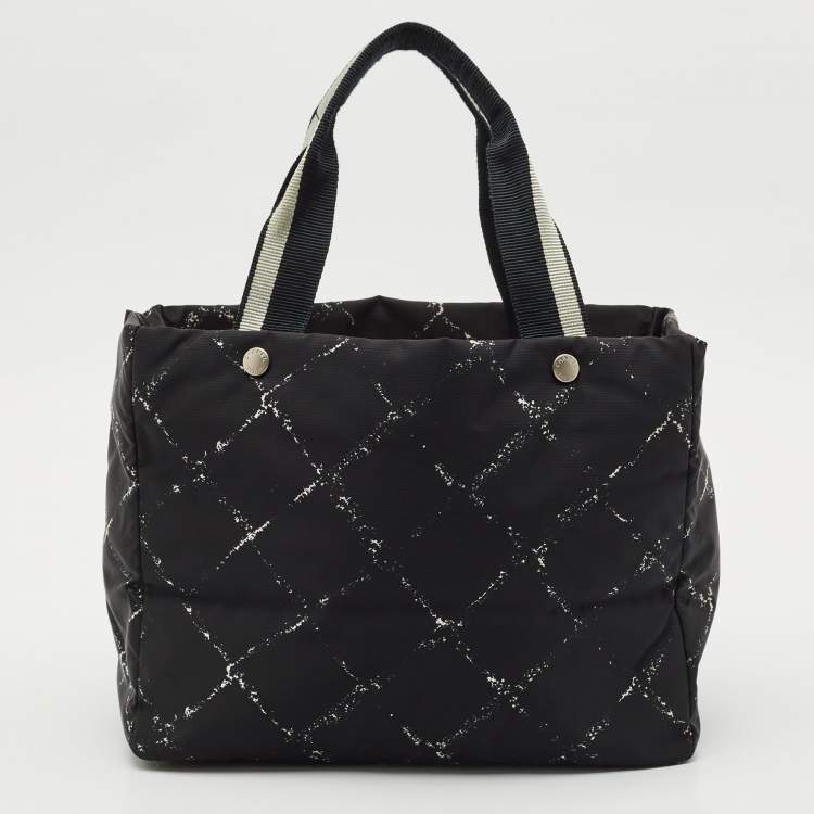 Pre Owned Chanel Black Quilted Print Nylon Travel Ligne Tote