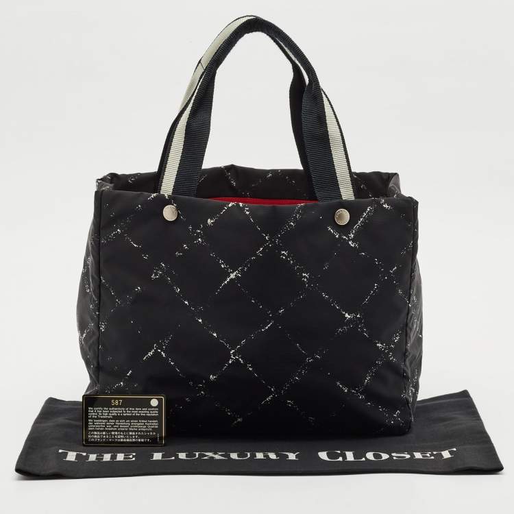Pre Owned Chanel Black Quilted Print Nylon Travel Ligne Tote