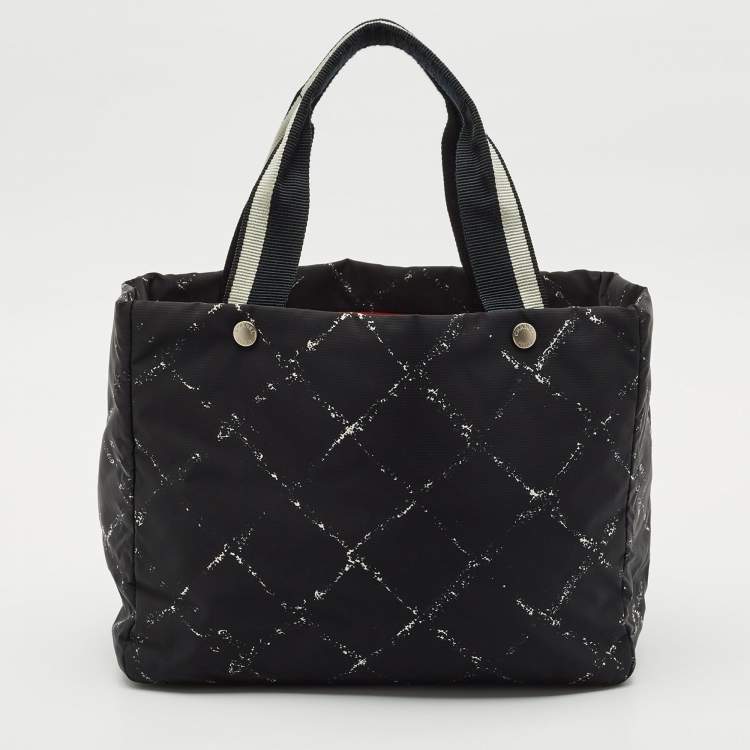 Pre Owned Chanel Black Quilted Print Nylon Travel Ligne Tote