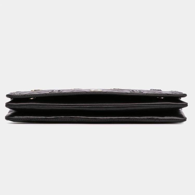 Pre Owned Chanel Black Quilted Calfskin Star Attitude Grommet Fold Over Clutch