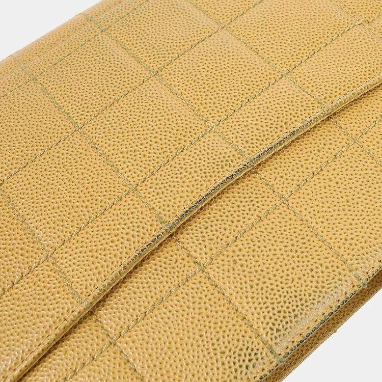 Pre Owned Chanel Beige Calfskin Wild Stitch Choco Bar Chain Tote Bag