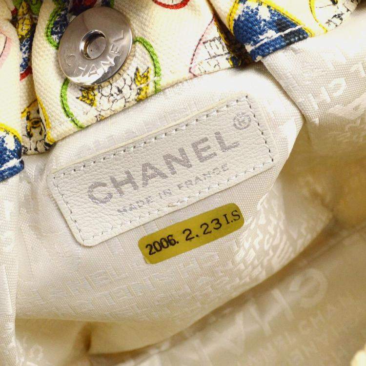 Pre Owned Chanel White Canvas Valentine Chain Handbag