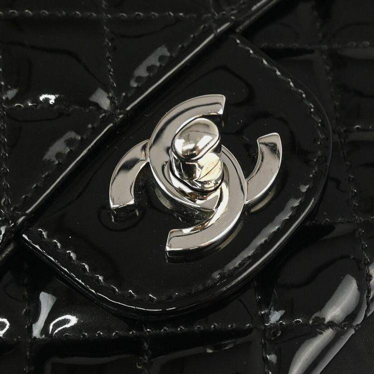 Pre Owned Chanel Black Patent Leather Single Flap Shoulder Bag