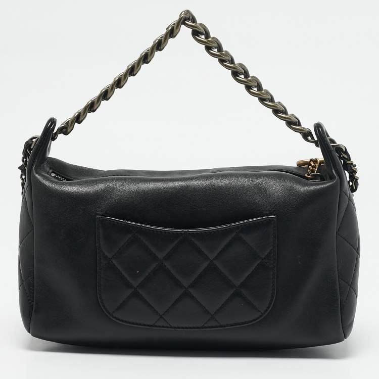 Pre Owned Chanel Black Leather Chain Signature Bag