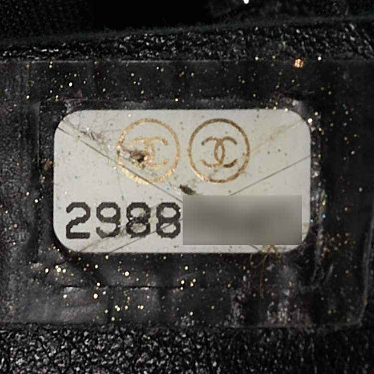 Pre Owned Chanel Black Leather Chain Signature Bag