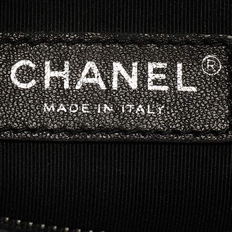 Pre Owned Chanel Black Leather Chain Signature Bag