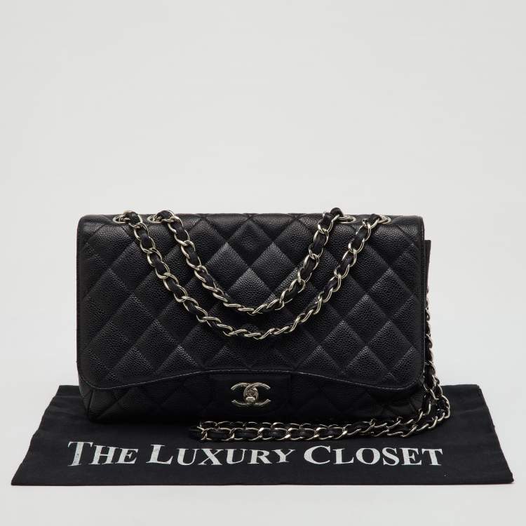 Pre Owned Chanel Black Quilted Caviar Leather Jumbo Classic Single Flap Bag