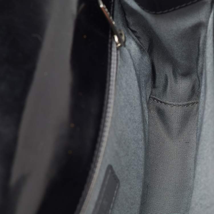 Pre Owned Chanel Black Leather Old Medium Reverso Boy Flap Bag