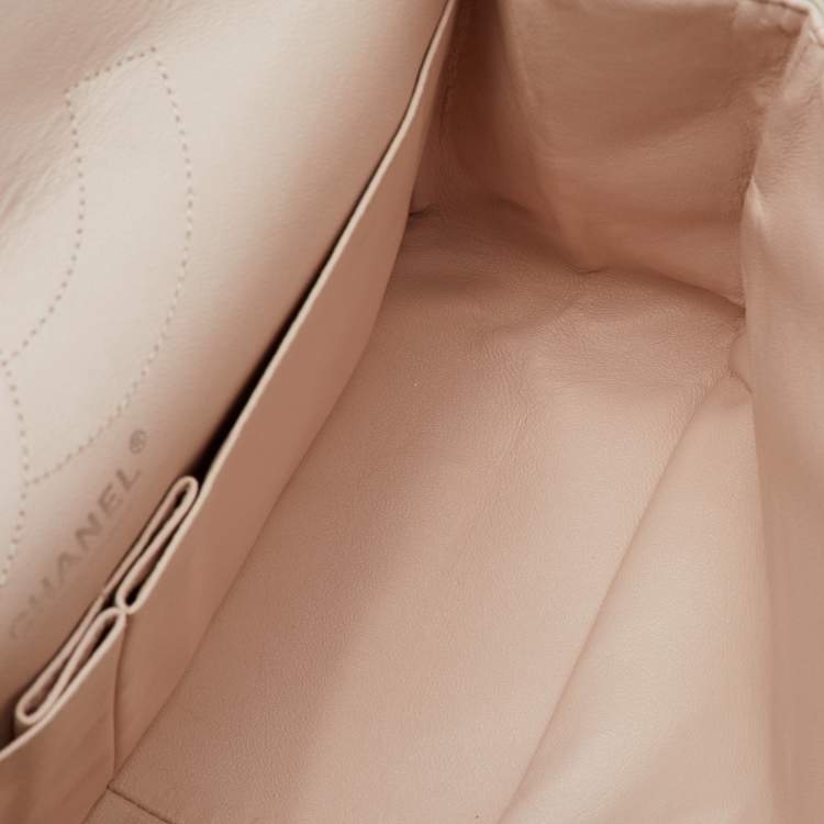 Pre Owned Chanel White/Pink Ombre Quilted Leather 2.55 Classic Reissue 277 Flap Bag