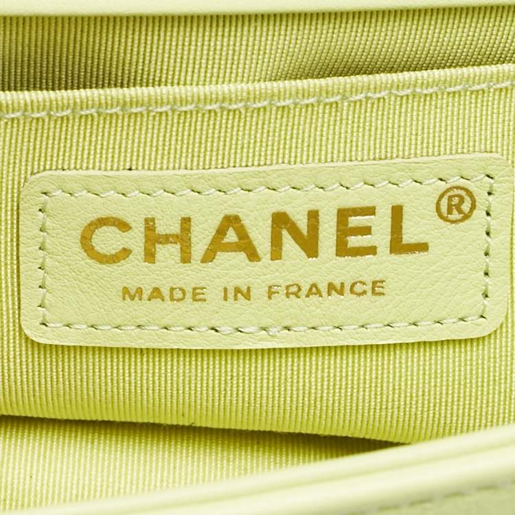 Pre Owned Chanel Yellow Green Chevron Leather Small Boy Flap Bag