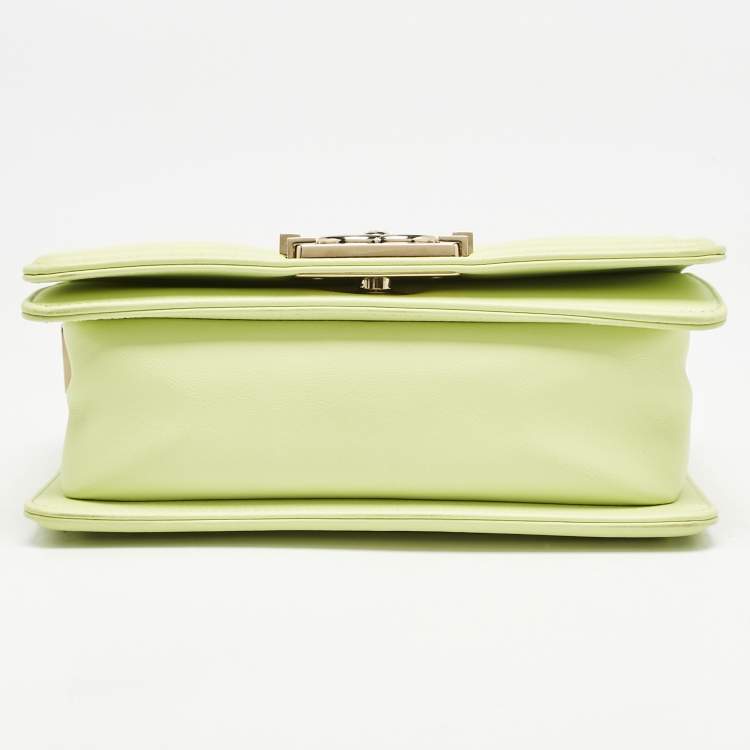 Pre Owned Chanel Yellow Green Chevron Leather Small Boy Flap Bag