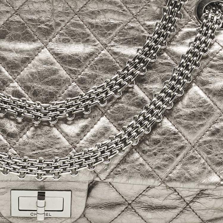 Pre Owned Chanel Metallic Quilted Aged Leather 228 Reissue 2.55 Flap Bag