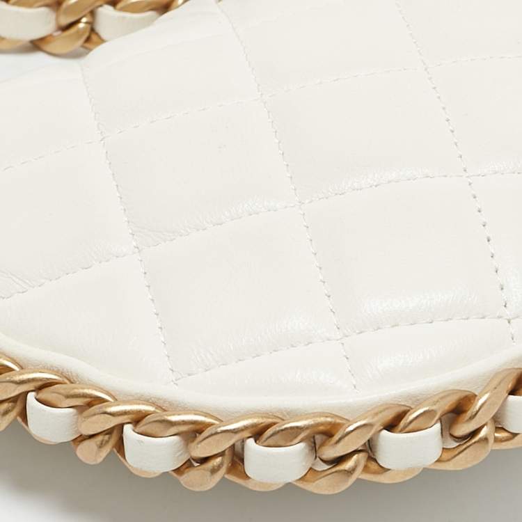 Pre Owned Chanel White Quilted Leather CC Chain Around Hobo