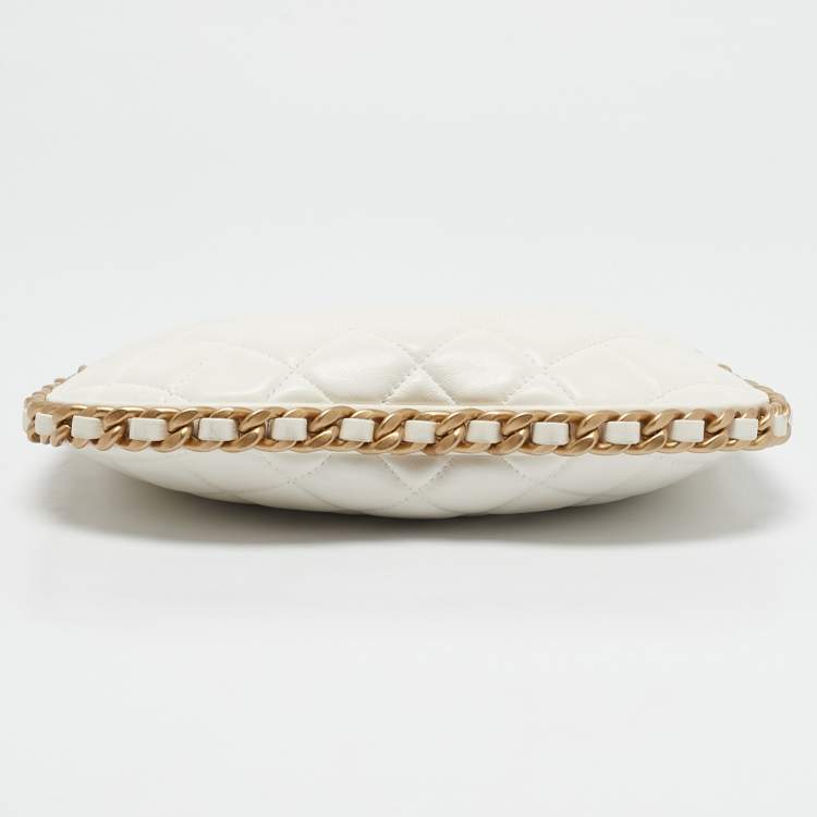 Pre Owned Chanel White Quilted Leather CC Chain Around Hobo