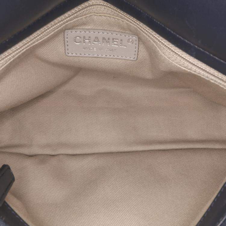 Pre Owned Chanel Navy Blue Small Quilted Calfskin and Tweed Top Handle Tote