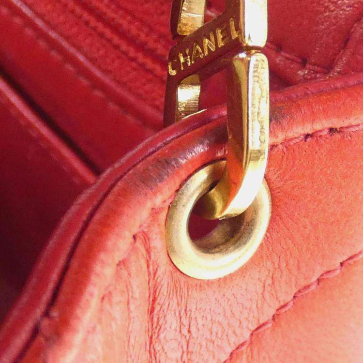 Pre Owned Chanel Red Chevron Quilted Lambskin Square Mini Flap Bag