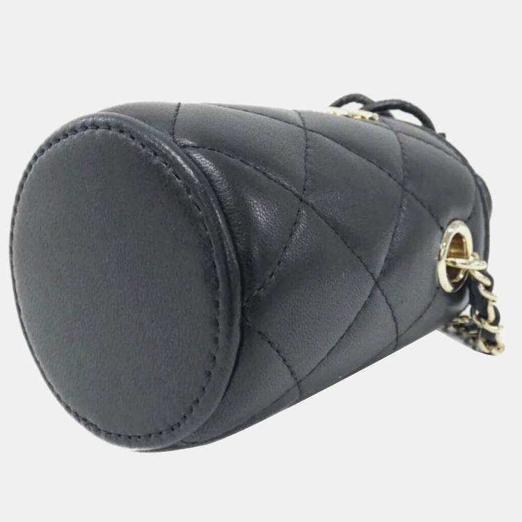 Pre Owned Chanel Black Quilted Mini Bucket Shoulder Bag