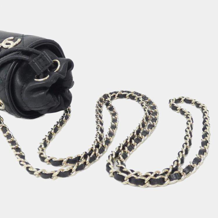 Pre Owned Chanel Black Quilted Mini Bucket Shoulder Bag