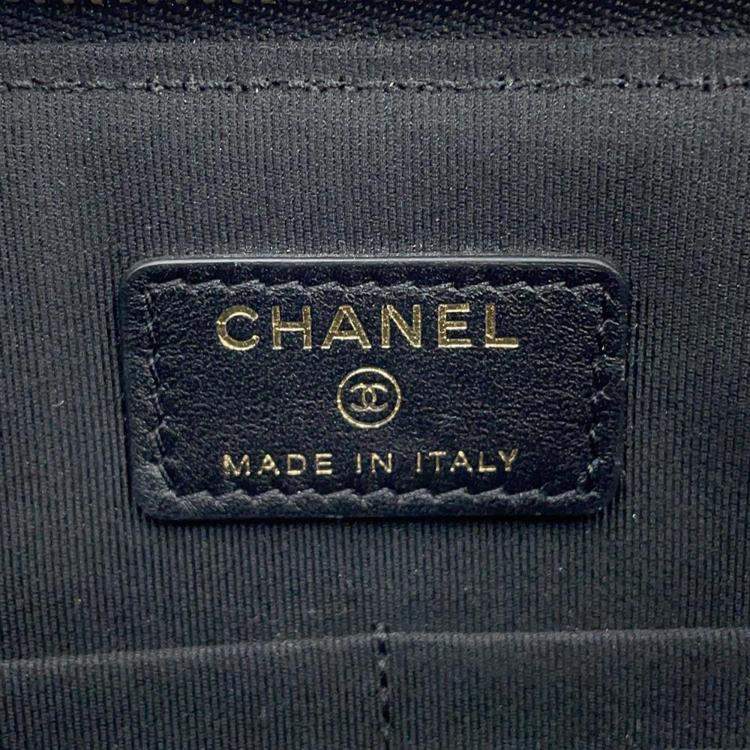 Pre Owned Chanel Black Lambskin Matelasse Clutch Bag 
