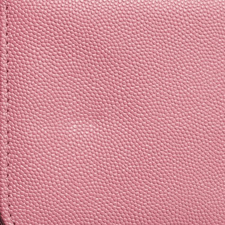 مملوكة مسبقًا Chanel Dark Pink Quilted Leather Mademoiselle Wallet On Chain