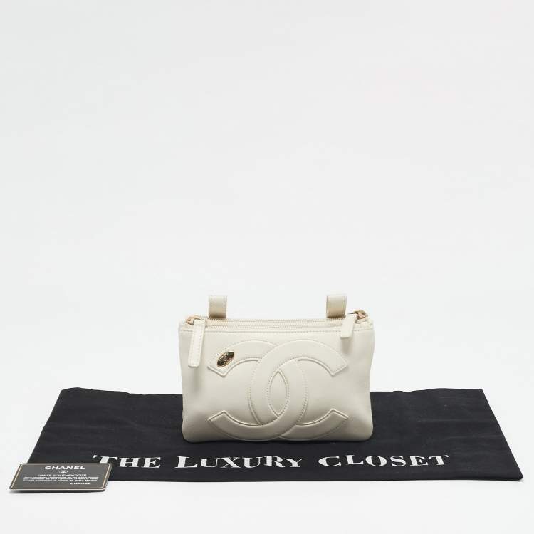 Pre Owned Chanel White Leather CC Mania Waist Bag
